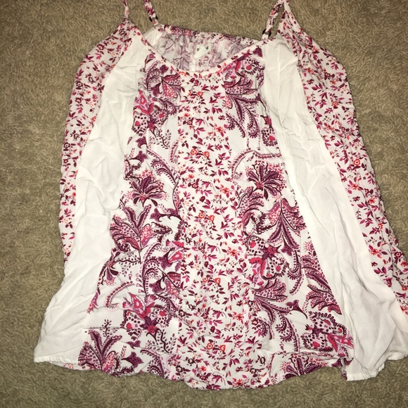 White and Pink Garage Tank - Picture 2 of 3